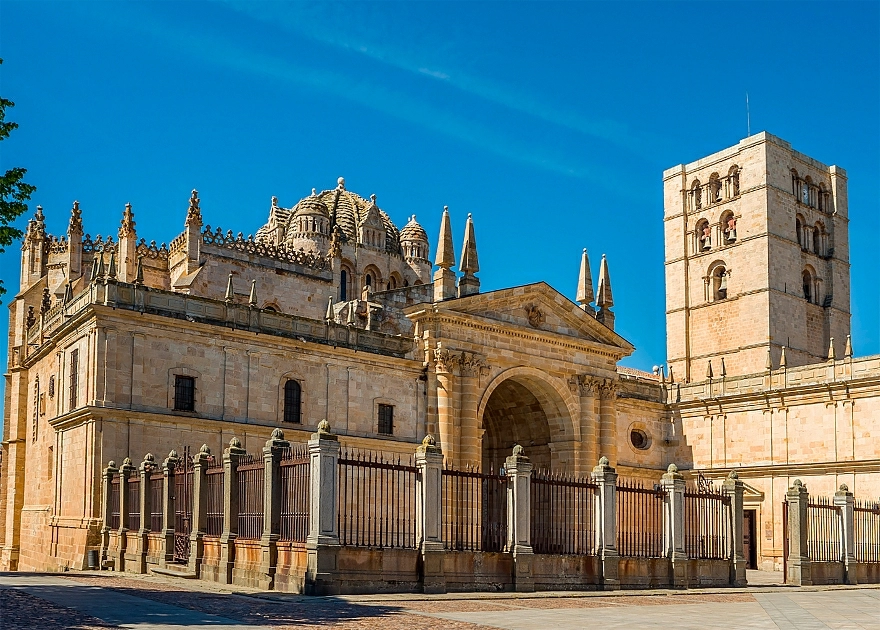 Zamora. <br> Catedral y Castillo